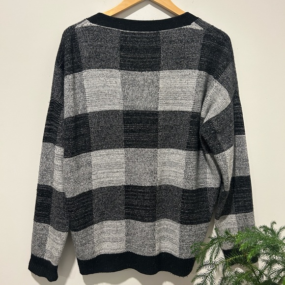 TNA Button Up V Neck Cardigan - Picture 6 of 6